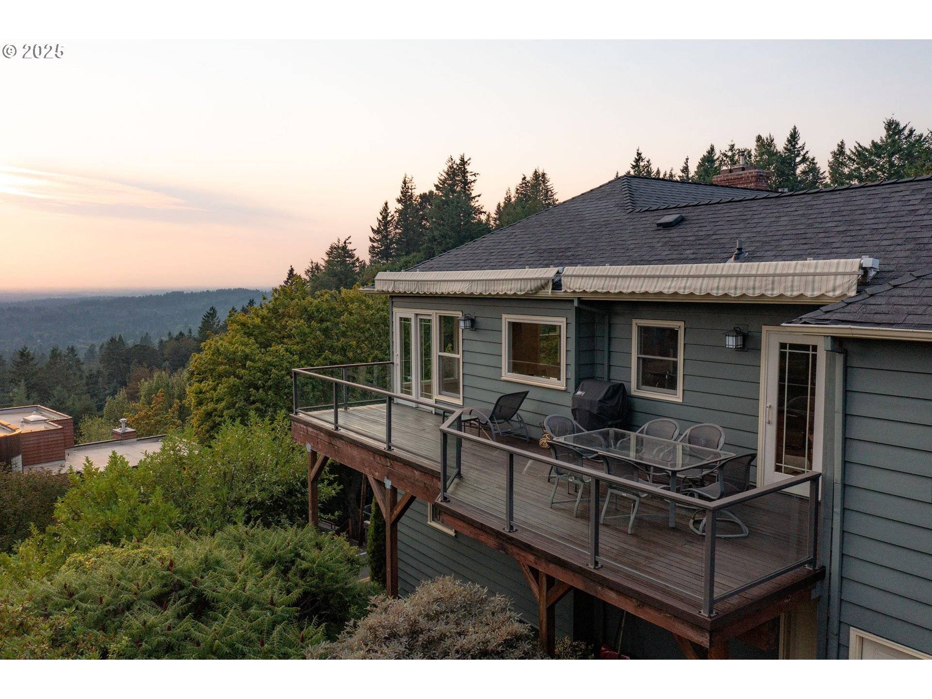 Portland, OR 97239,3250 SW DONNER WAY CT