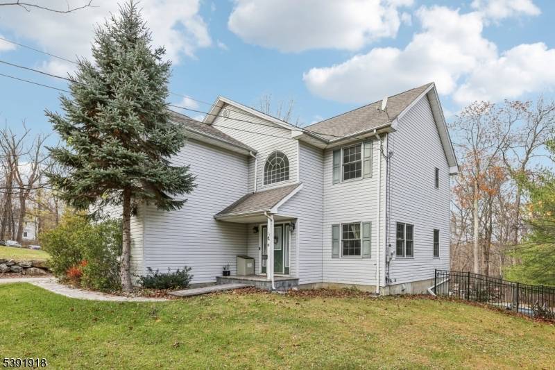 Jefferson Twp., NJ 07849,73 Edison Rd