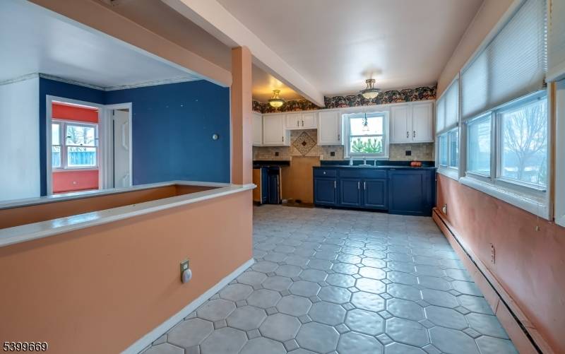 Hopatcong Boro, NJ 07843,207 Dupont Ave