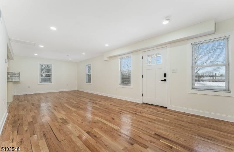 Readington Twp., NJ 08822,978 Rt523