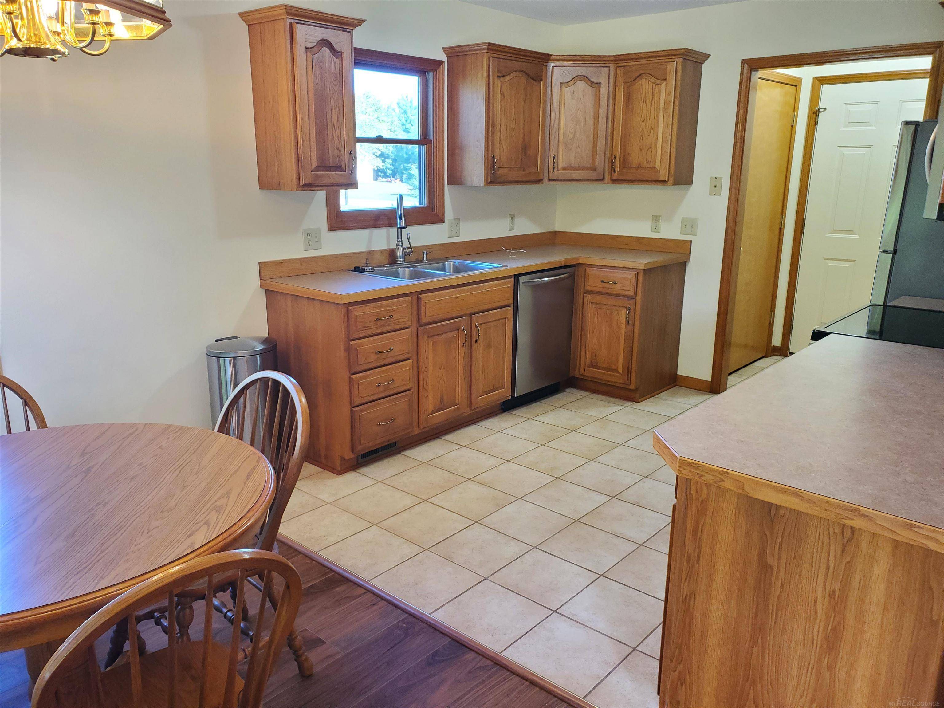 Port Sanilac, MI 48469,35 Austin DR