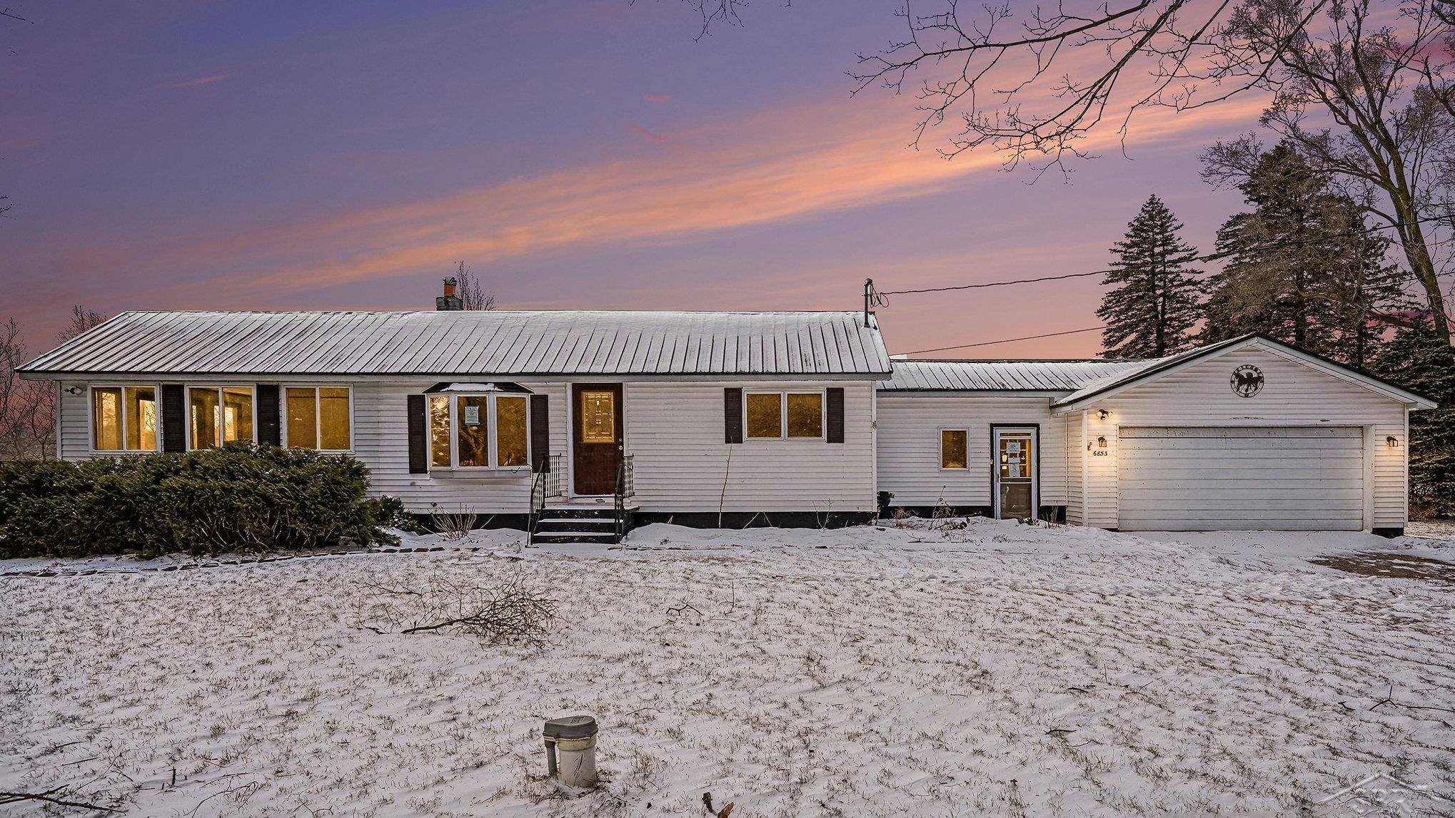 Vestaburg, MI 48891,6853 N Caris RD