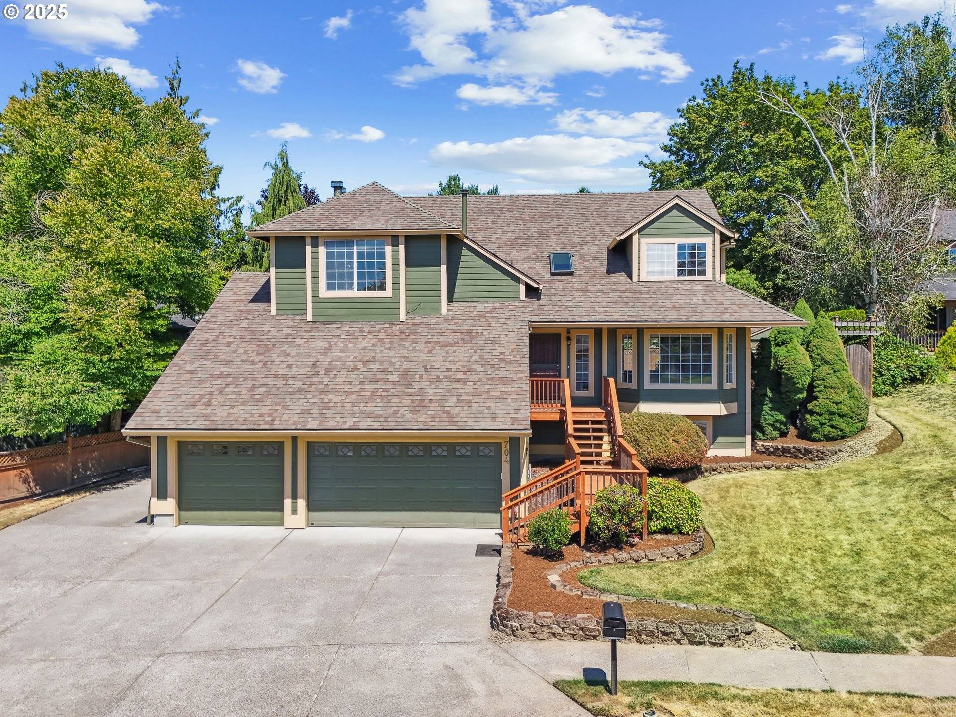 Gresham, OR 97080,704 SE GREENWAY DR