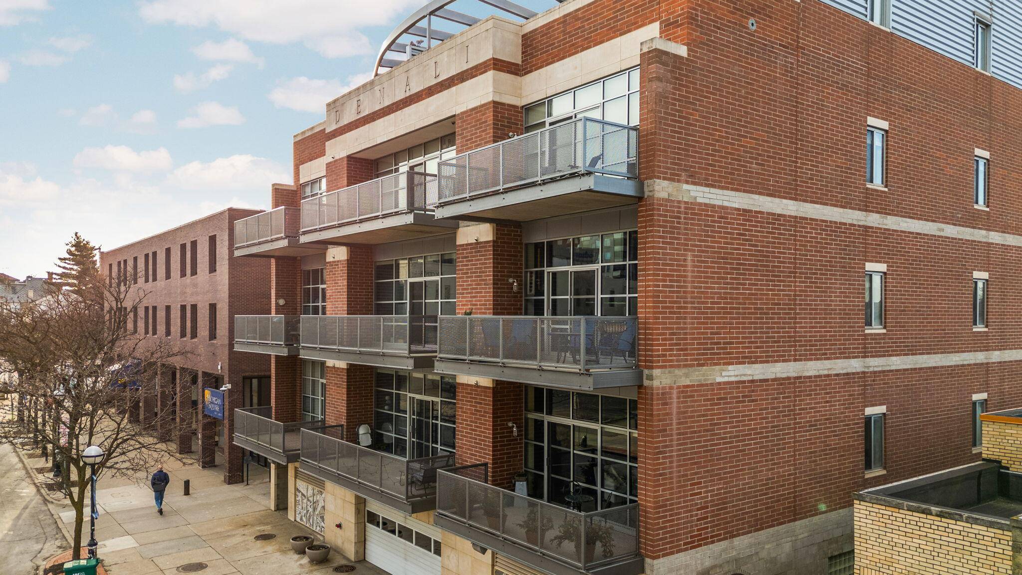 Ann Arbor, MI 48104,322 E Liberty ST #16 & 17