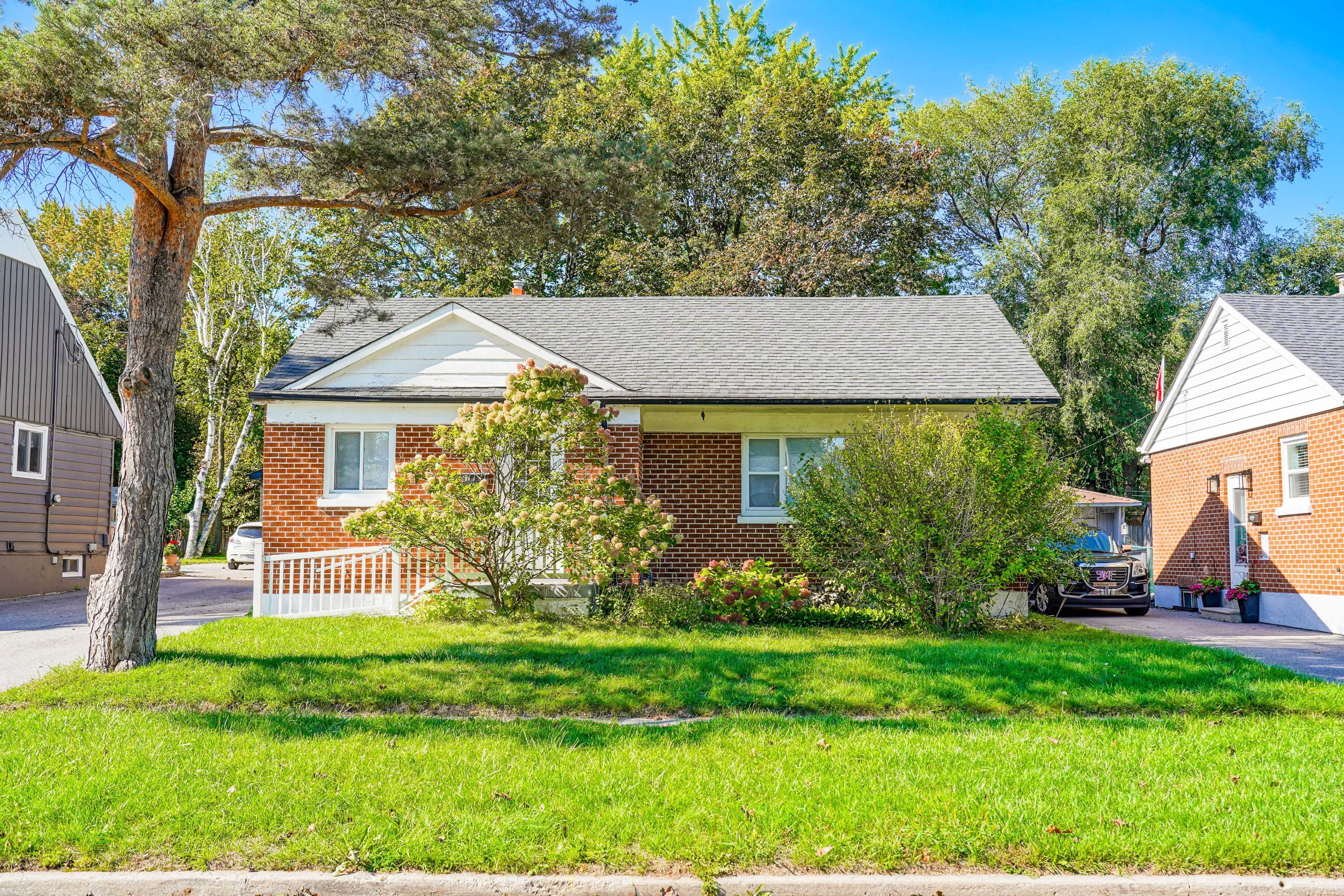 Ajax, ON L1S 2N9,82 Admiral RD