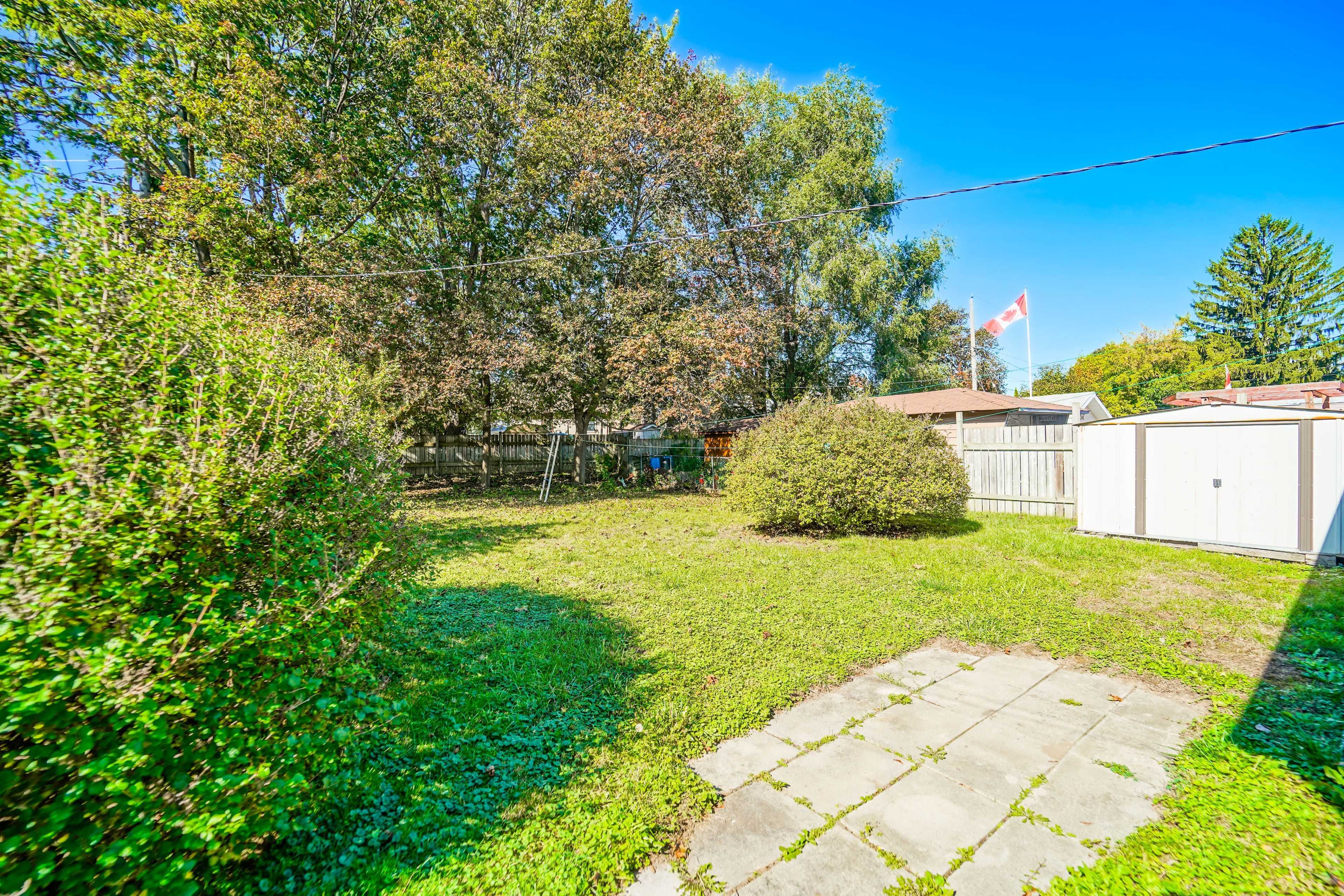 Ajax, ON L1S 2N9,82 Admiral RD