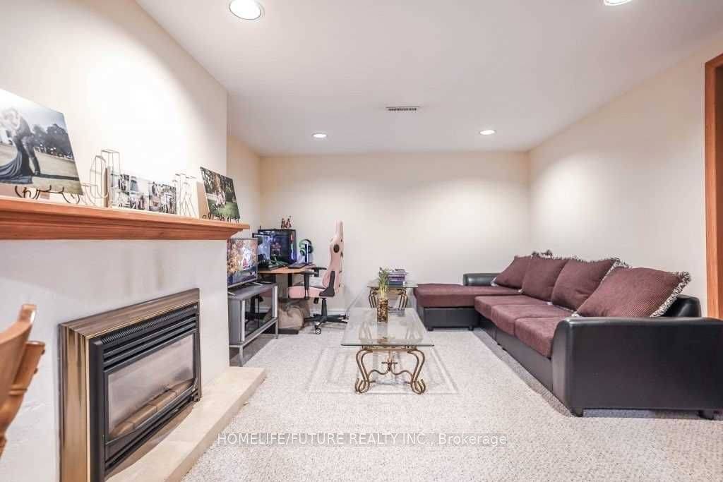 Toronto E09, ON M1E 4H8,7 Gillbank CRES #Bsmt