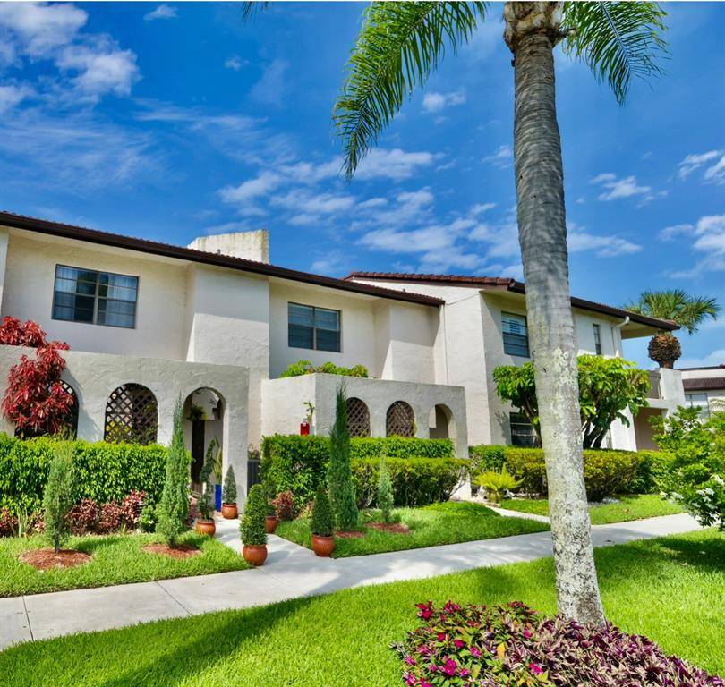 Boca Raton, FL 33433,8045 Eastlake Dr #1D