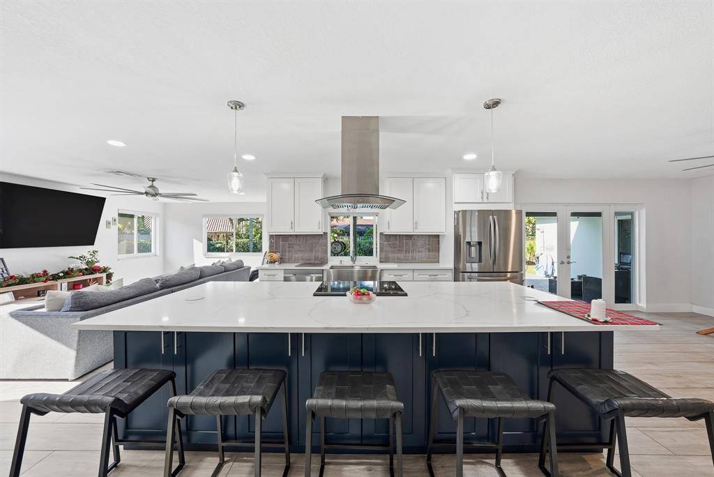 Plantation, FL 33317,5450 SW 18th St