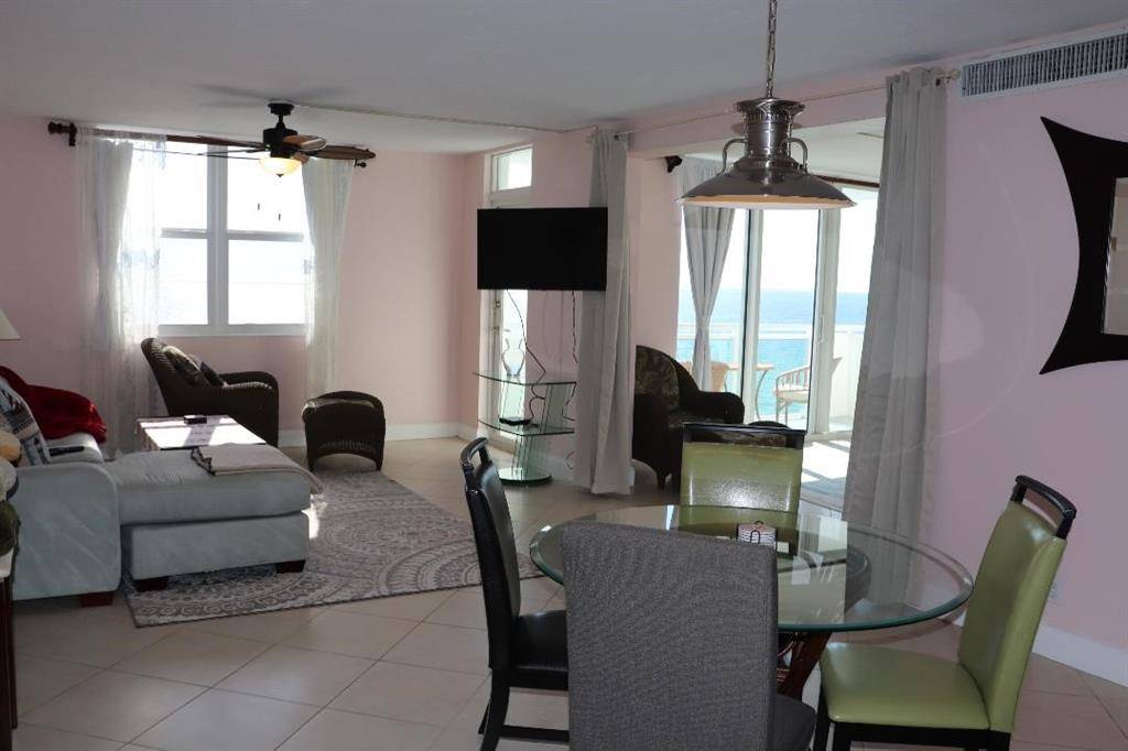 Hollywood, FL 33019,3001 S Ocean Dr #1011