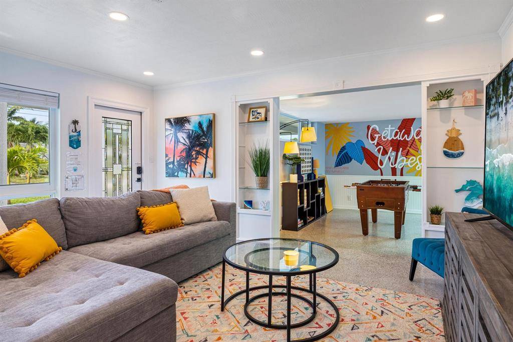 Wilton Manors, FL 33311,657 NW 30th Ct