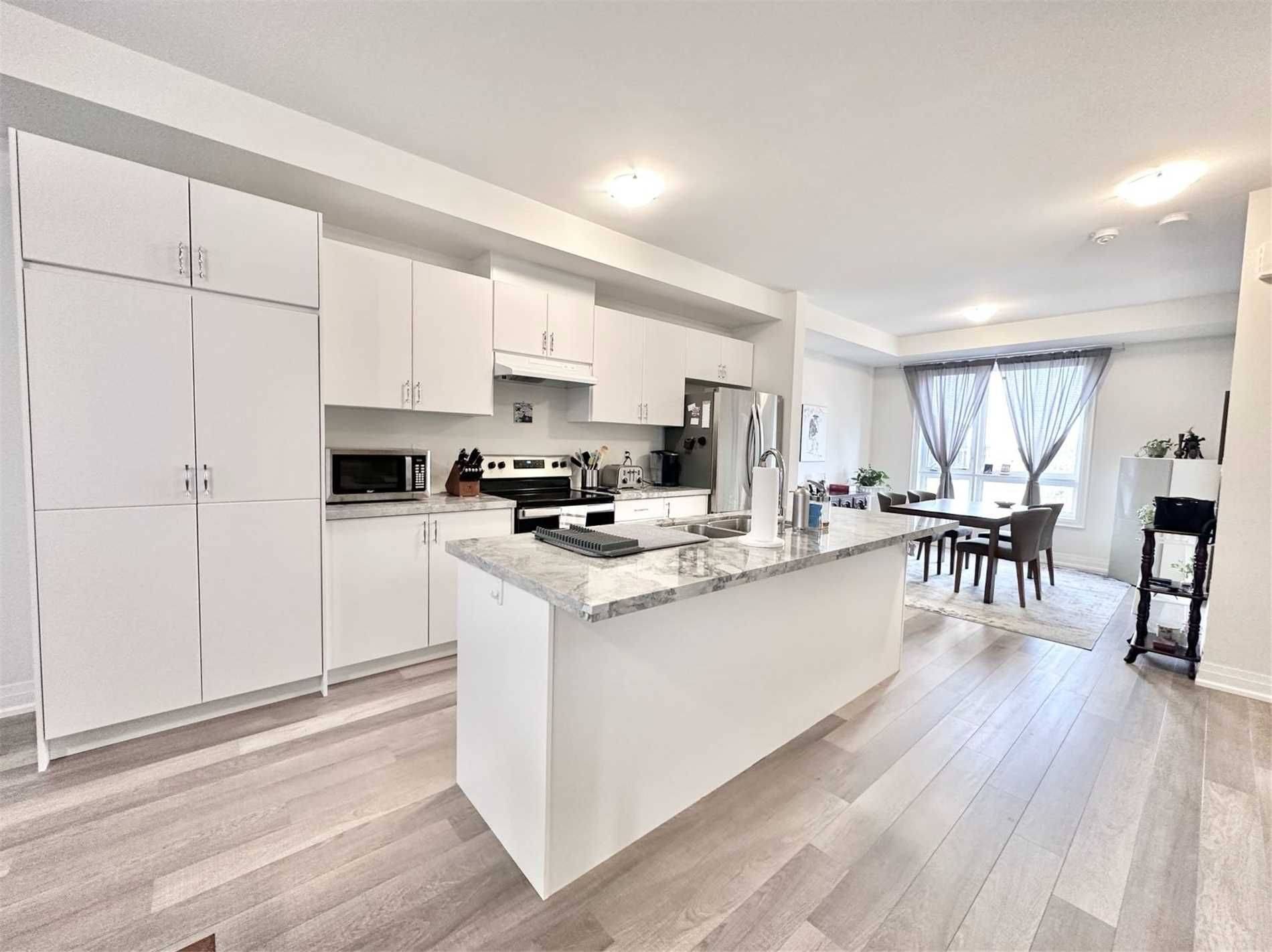 Richmond Hill, ON L4C 5S6,7 William Russell LN