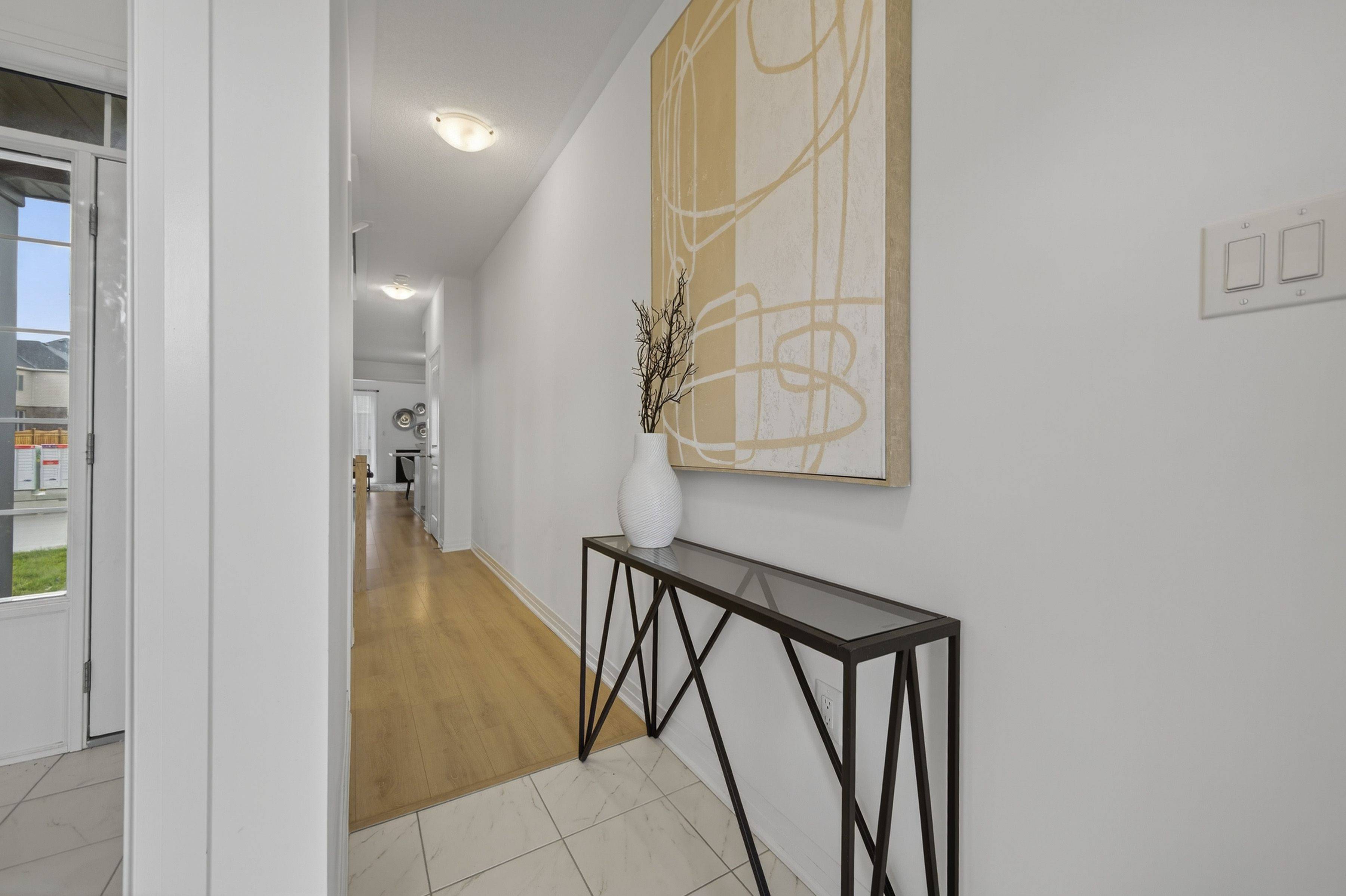 Barrie, ON L9J 0K8,86 West Oak TRL