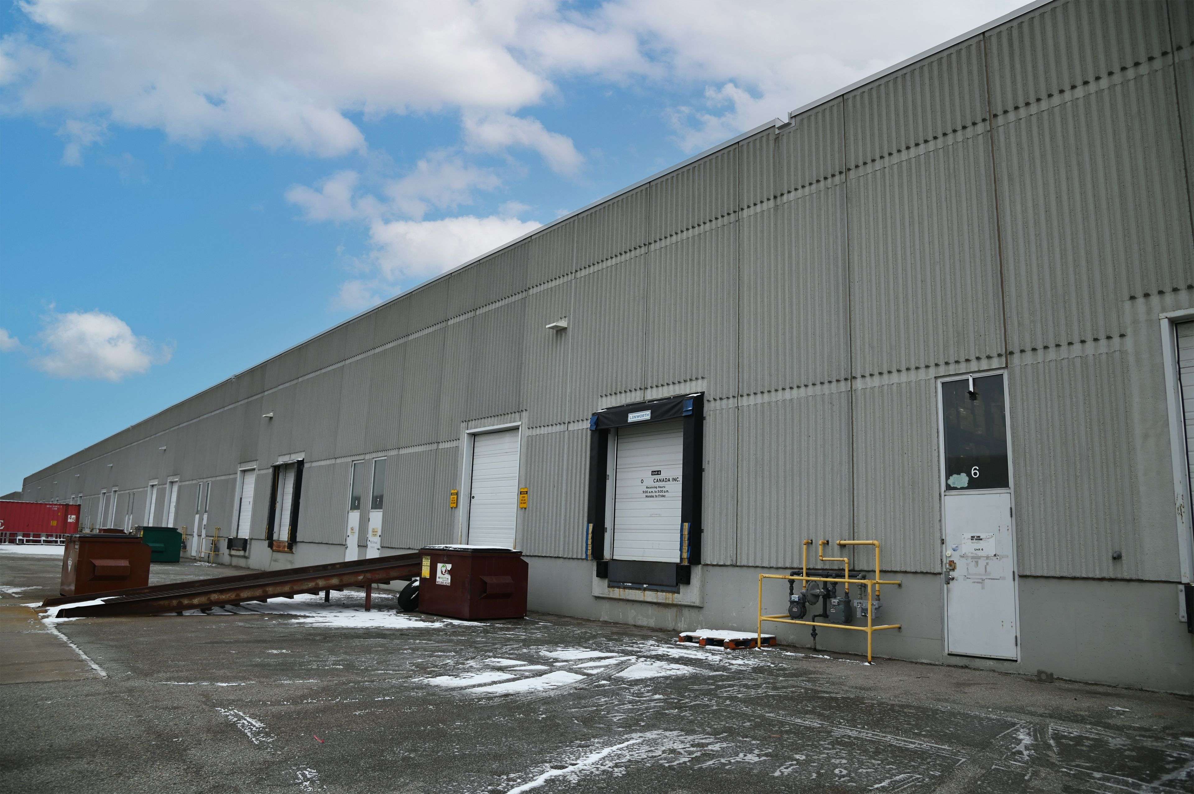 Mississauga, ON L5L 5Z8,3615 Laird RD #6