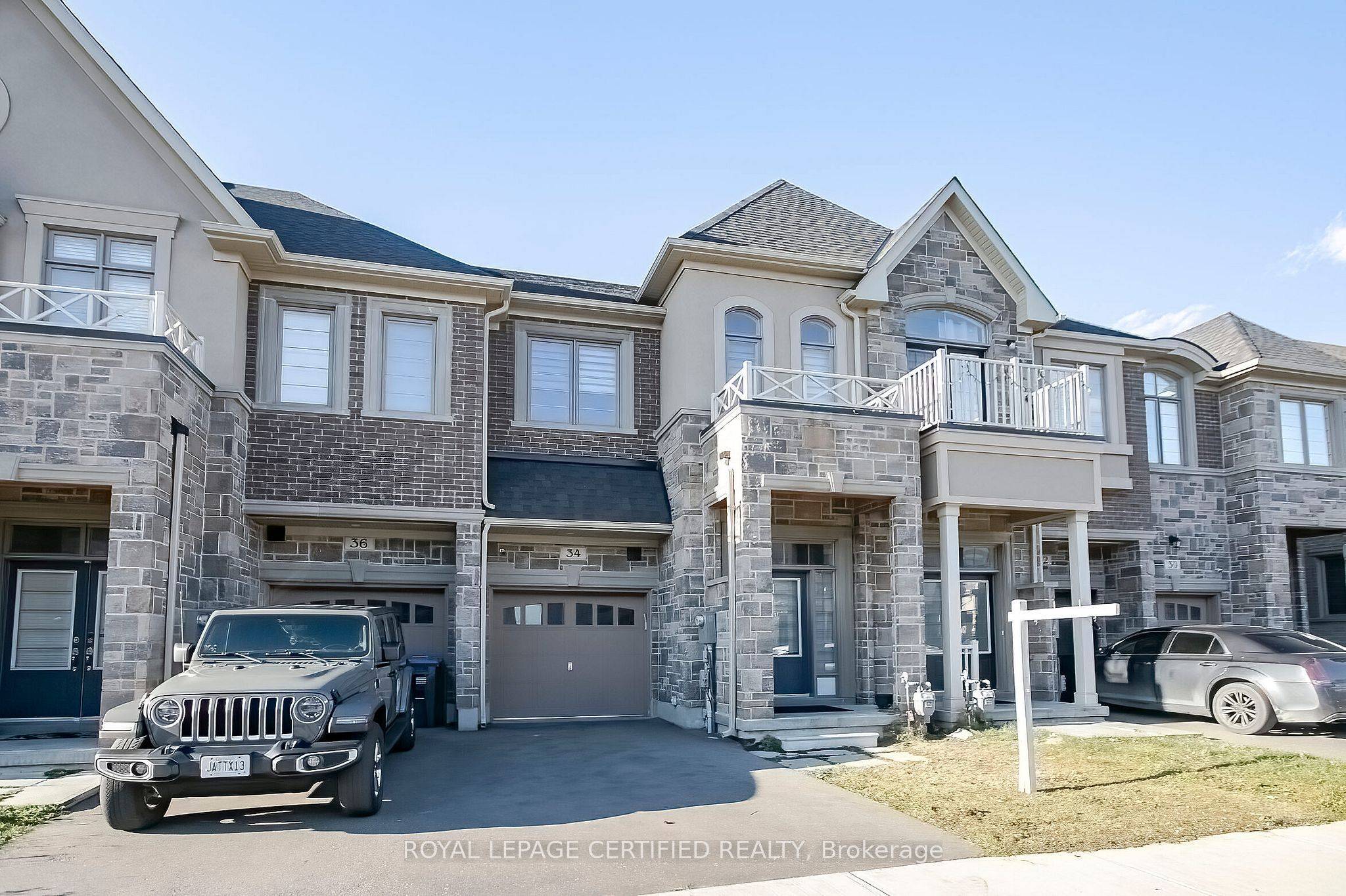 Brampton, ON L6Y 0E3,34 Dalbeattie DR