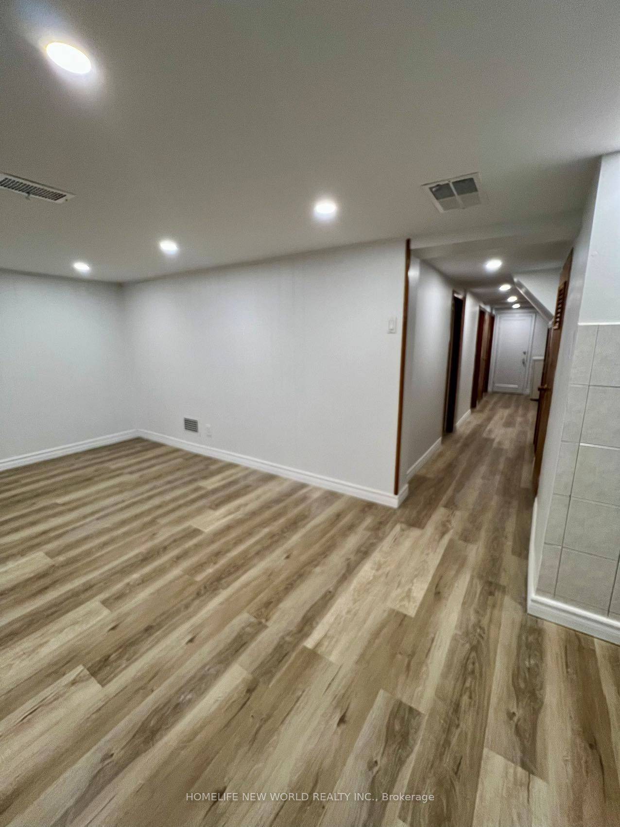 Toronto W03, ON M6M 3P4,354 Kane AVE #Bsm