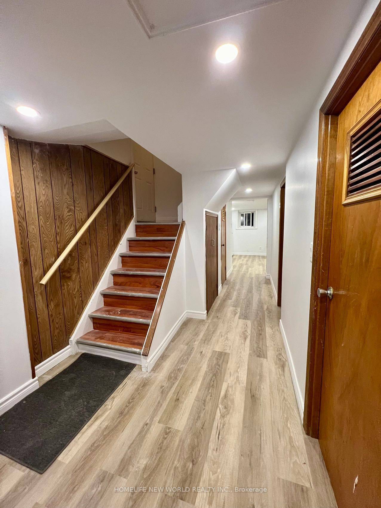 Toronto W03, ON M6M 3P4,354 Kane AVE #Bsm