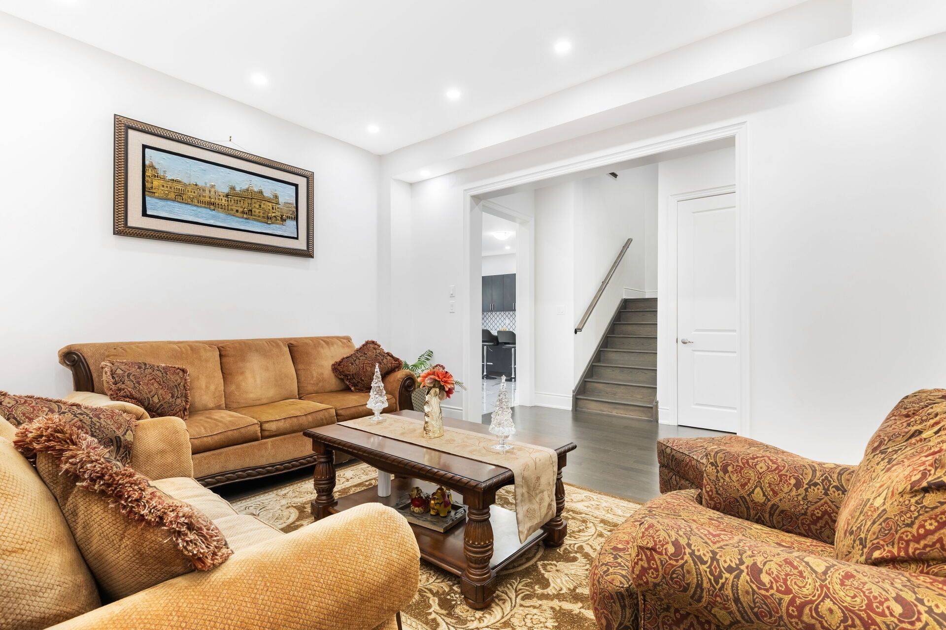 Caledon, ON L7C 4M8,48 James Walker AVE