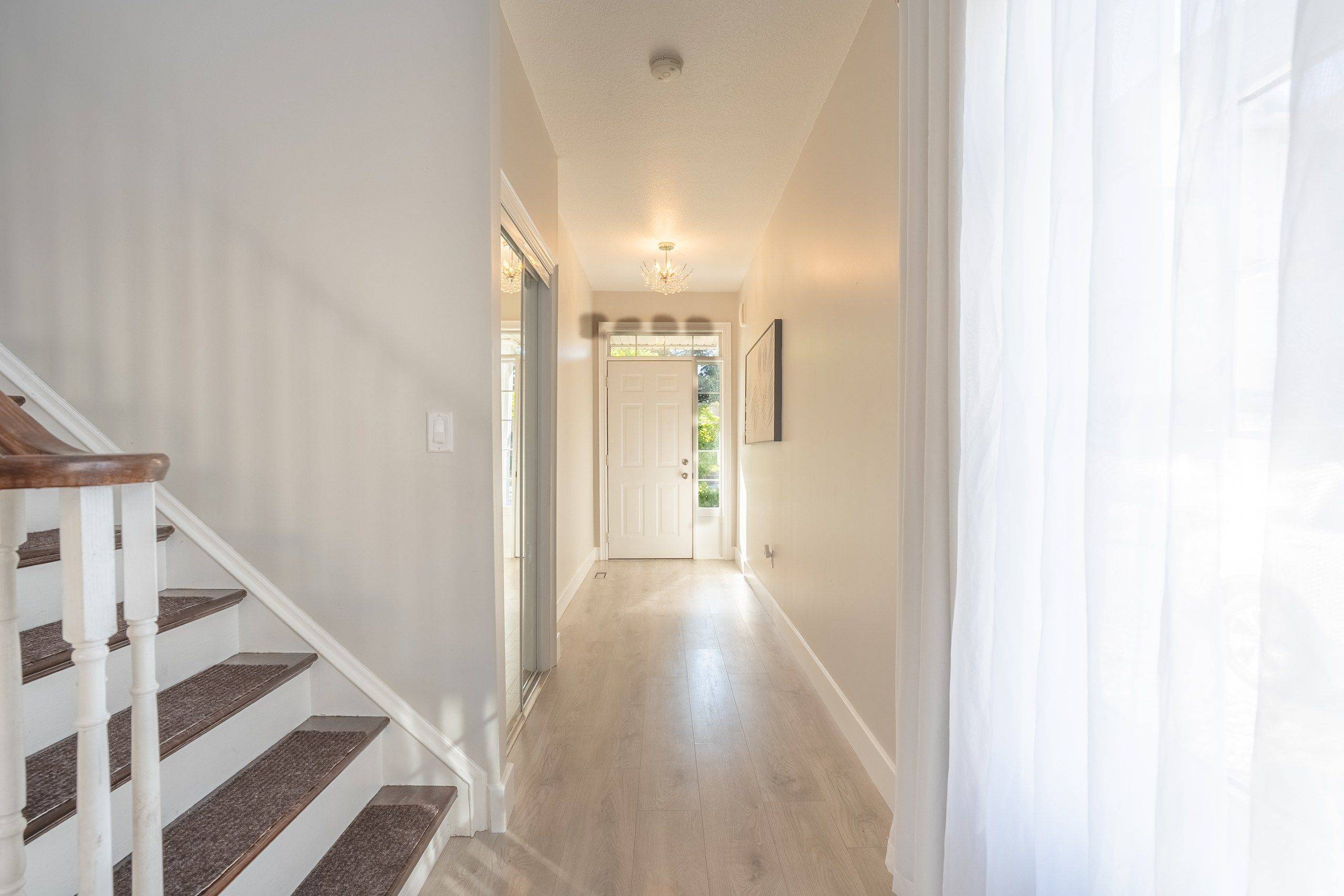 Hamilton, ON L8E 4Z6,31 Sunvale PL #25