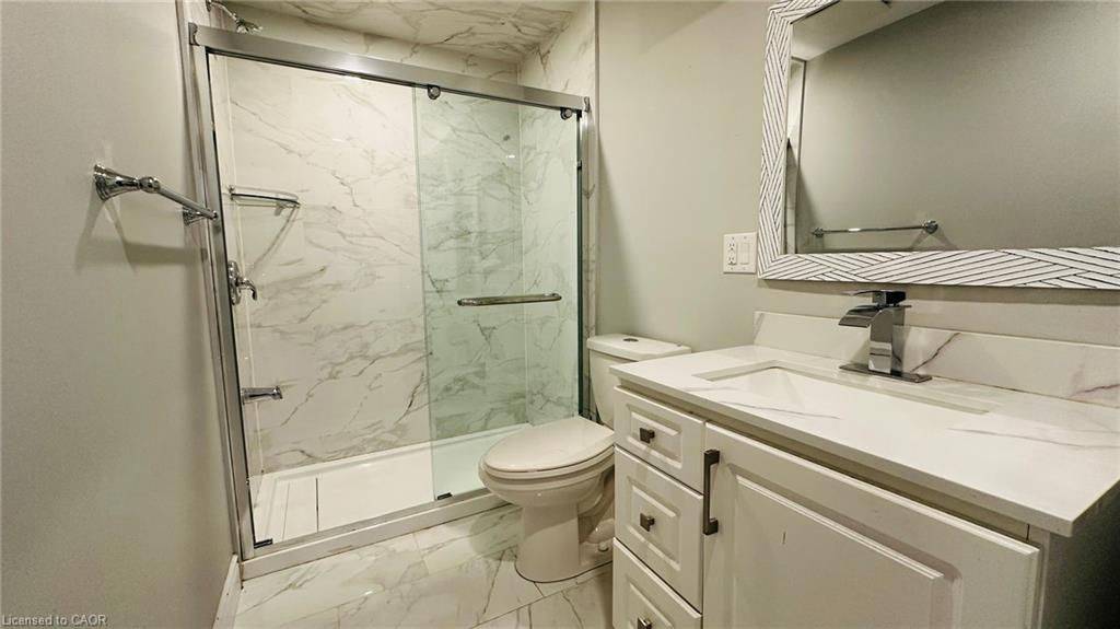 Kitchener, ON N2R 0N5,42 SPACHMAN ST #Lower