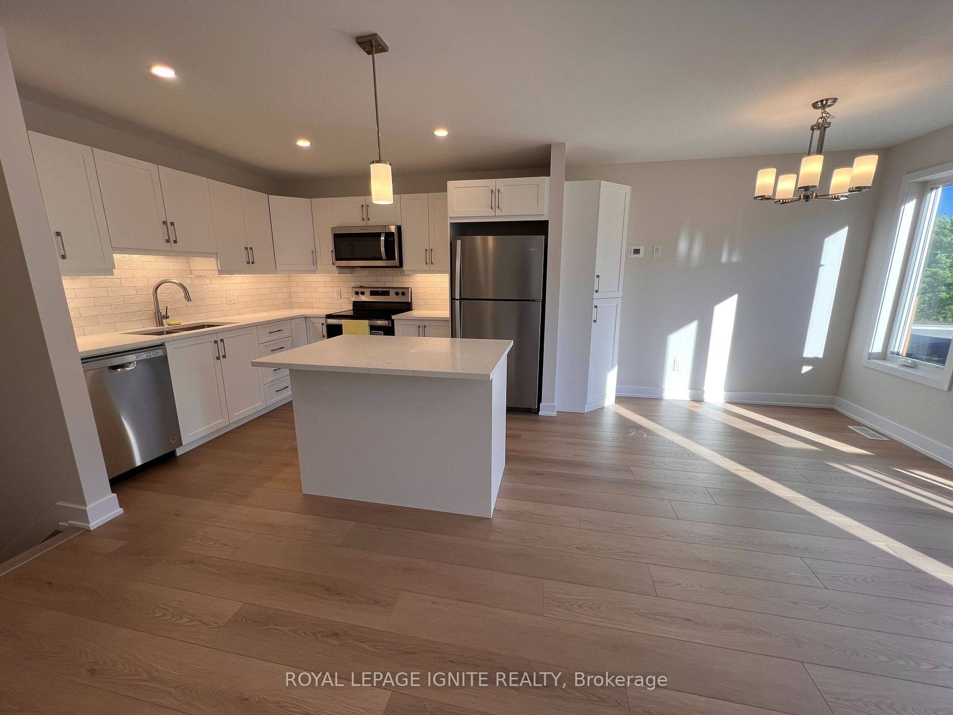 Smiths Falls, ON K7A 0C1,93 Whitcomb CRES