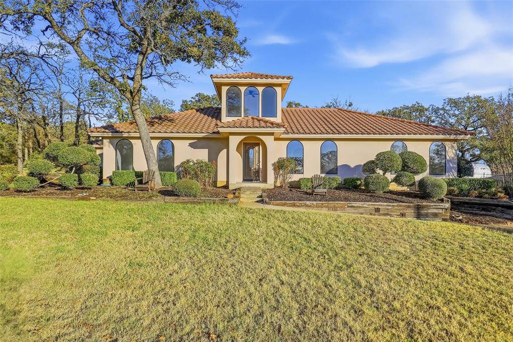 Burleson, TX 76028,612 Shady Oaks Trail