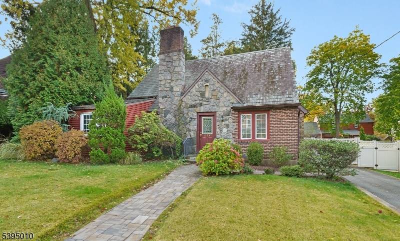 Teaneck Twp., NJ 07666,654 Suffern Rd