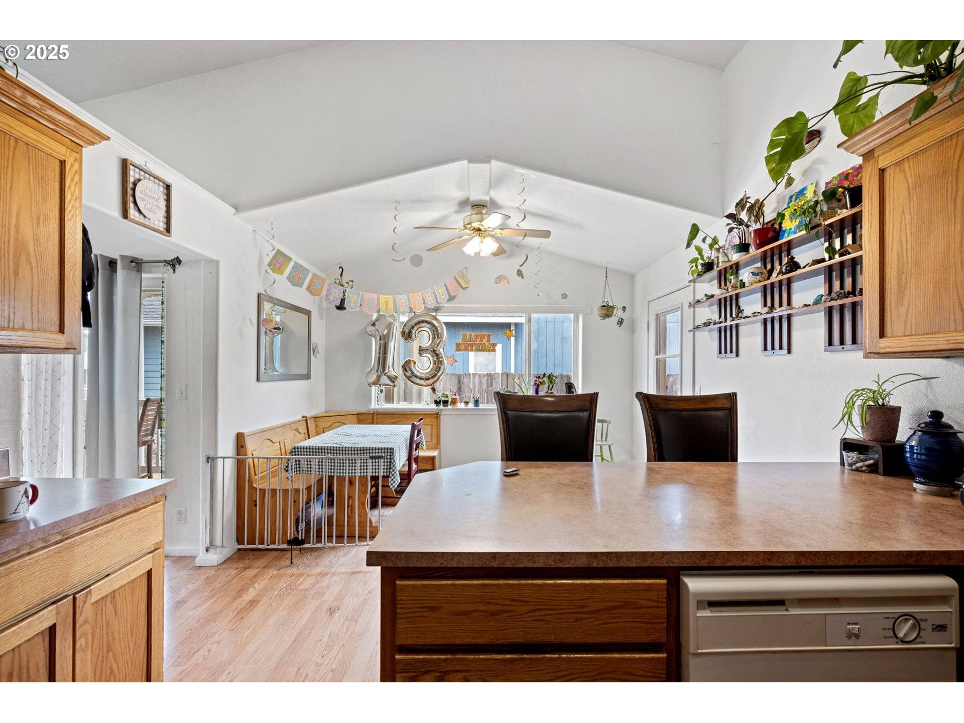 Springfield, OR 97477,3125 V ST