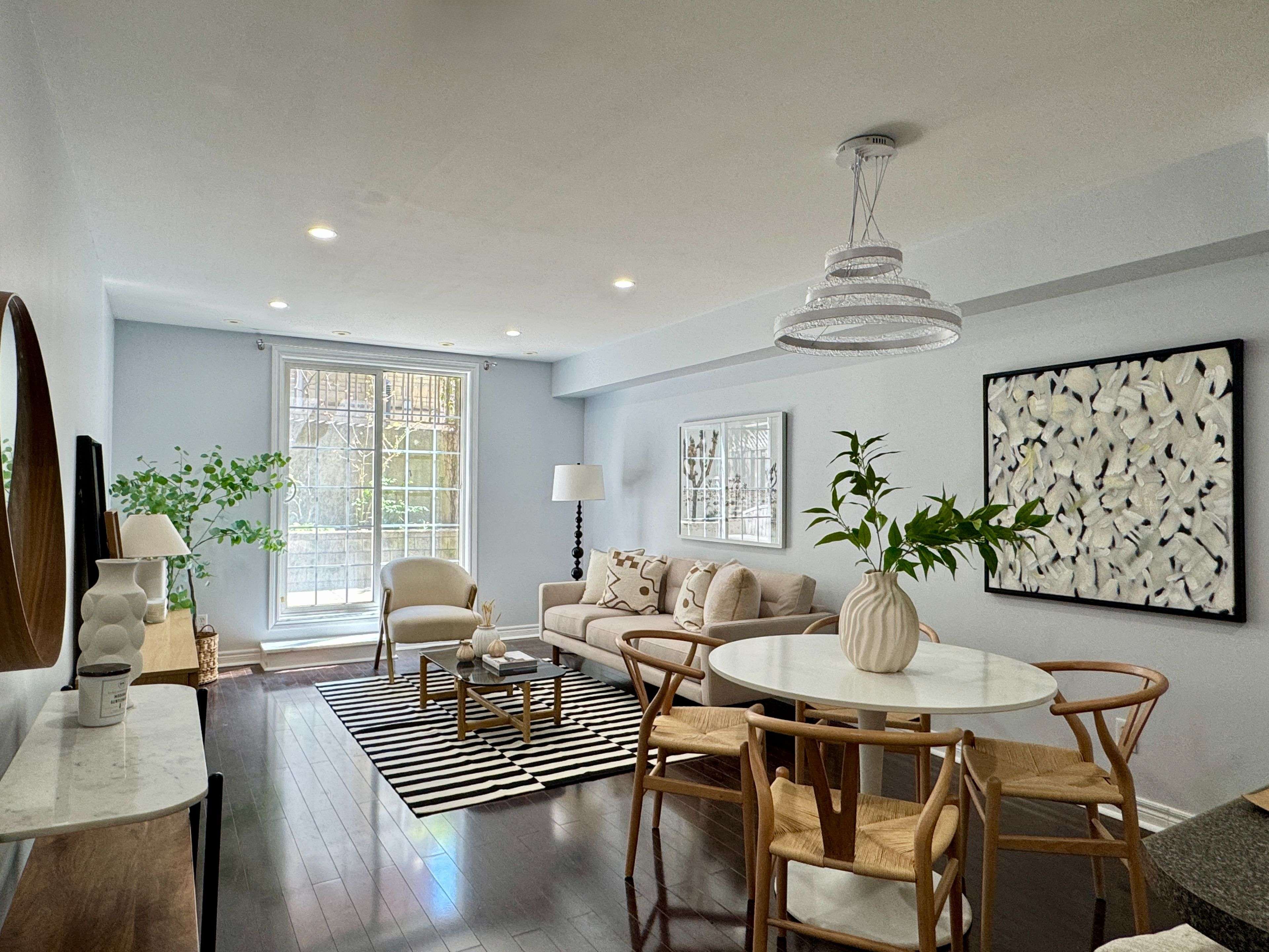 Toronto C07, ON M2R 3Y2,45 Cedarcroft BLVD #11