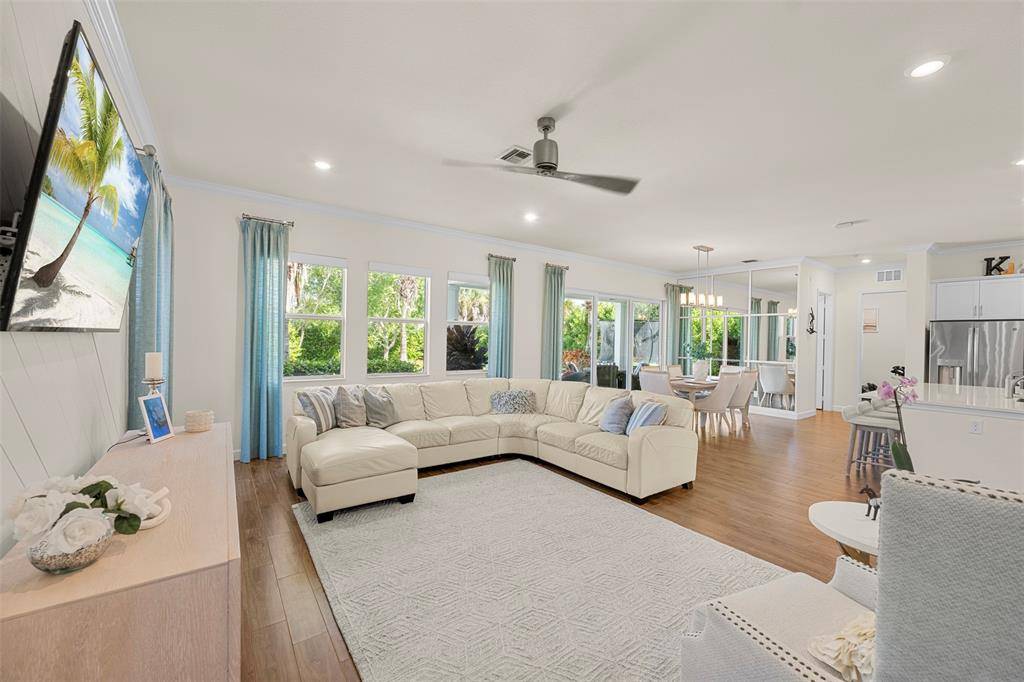 Loxahatchee, FL 33470,1018 Sweetgrass St