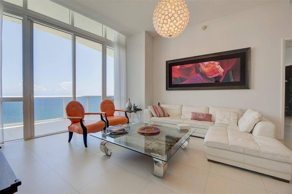 Sunny Isles Beach, FL 33160,15901 Collins Ave #Ph4303