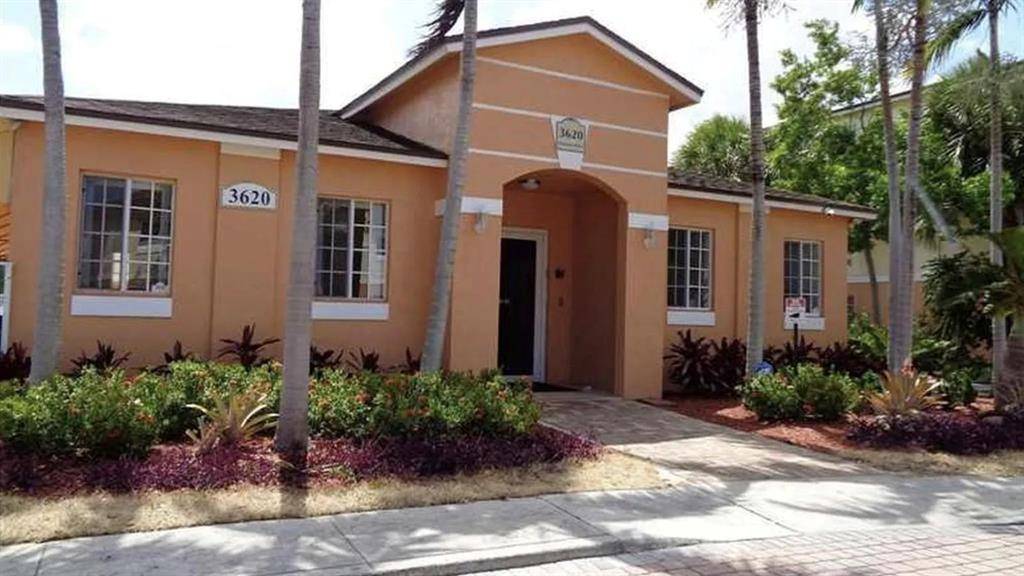 Hollywood, FL 33021,3610 N 56TH AVE #226