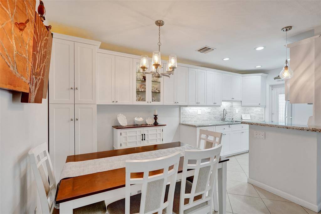 Pompano Beach, FL 33060,935 SE 9th Ave #16