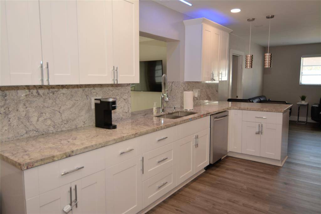 Hollywood, FL 33021,3840 N 42nd Ter