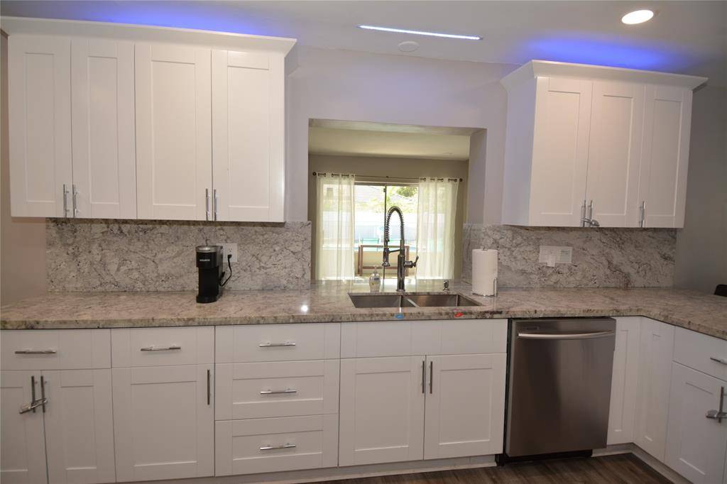 Hollywood, FL 33021,3840 N 42nd Ter