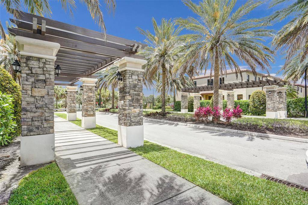 Tamarac, FL 33319,4875 NW 55th Pl