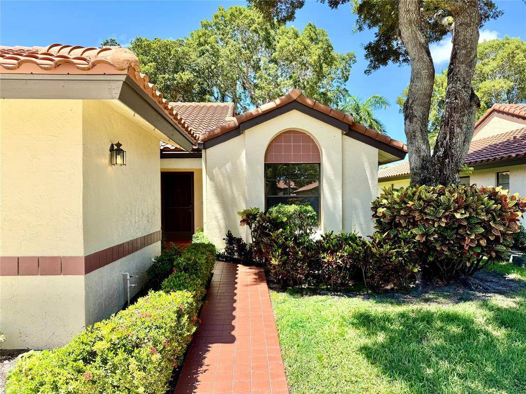 Boynton Beach, FL 33437,5869 Sunswept Ln #B