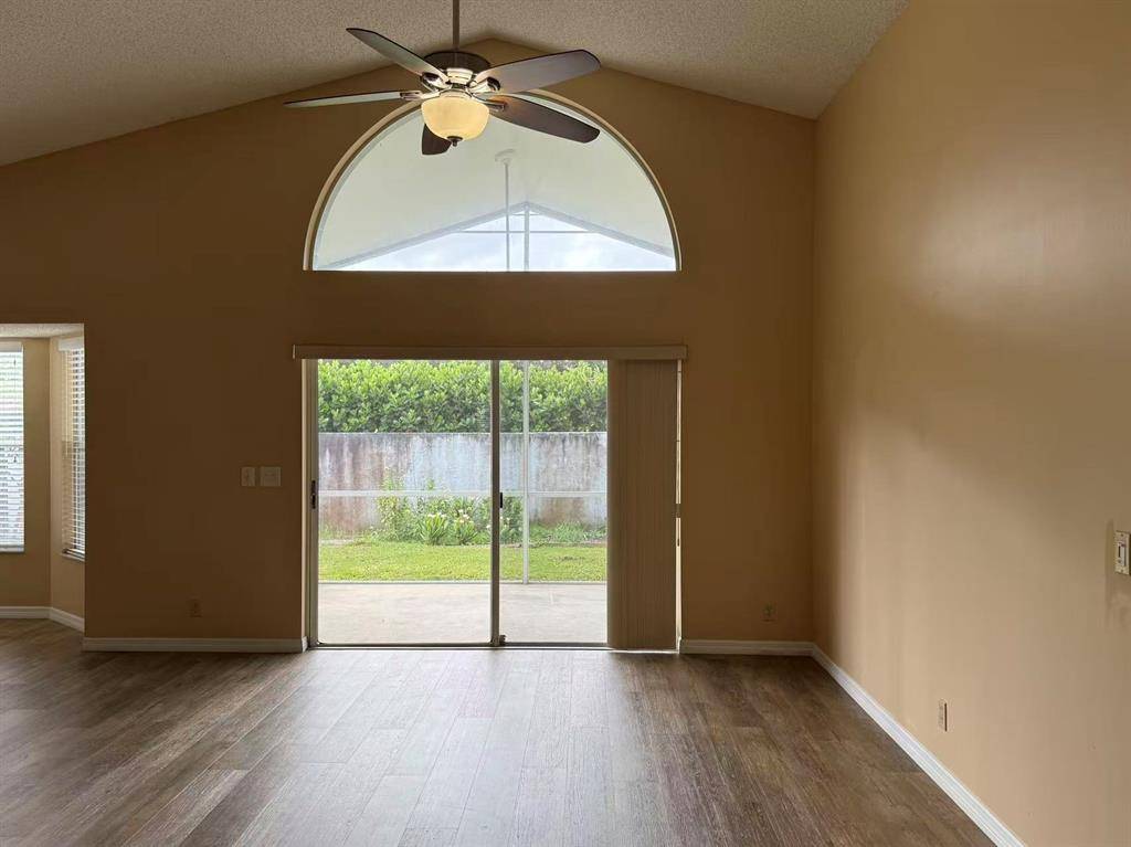 Wellington, FL 33414,13310 Greenshore Pl