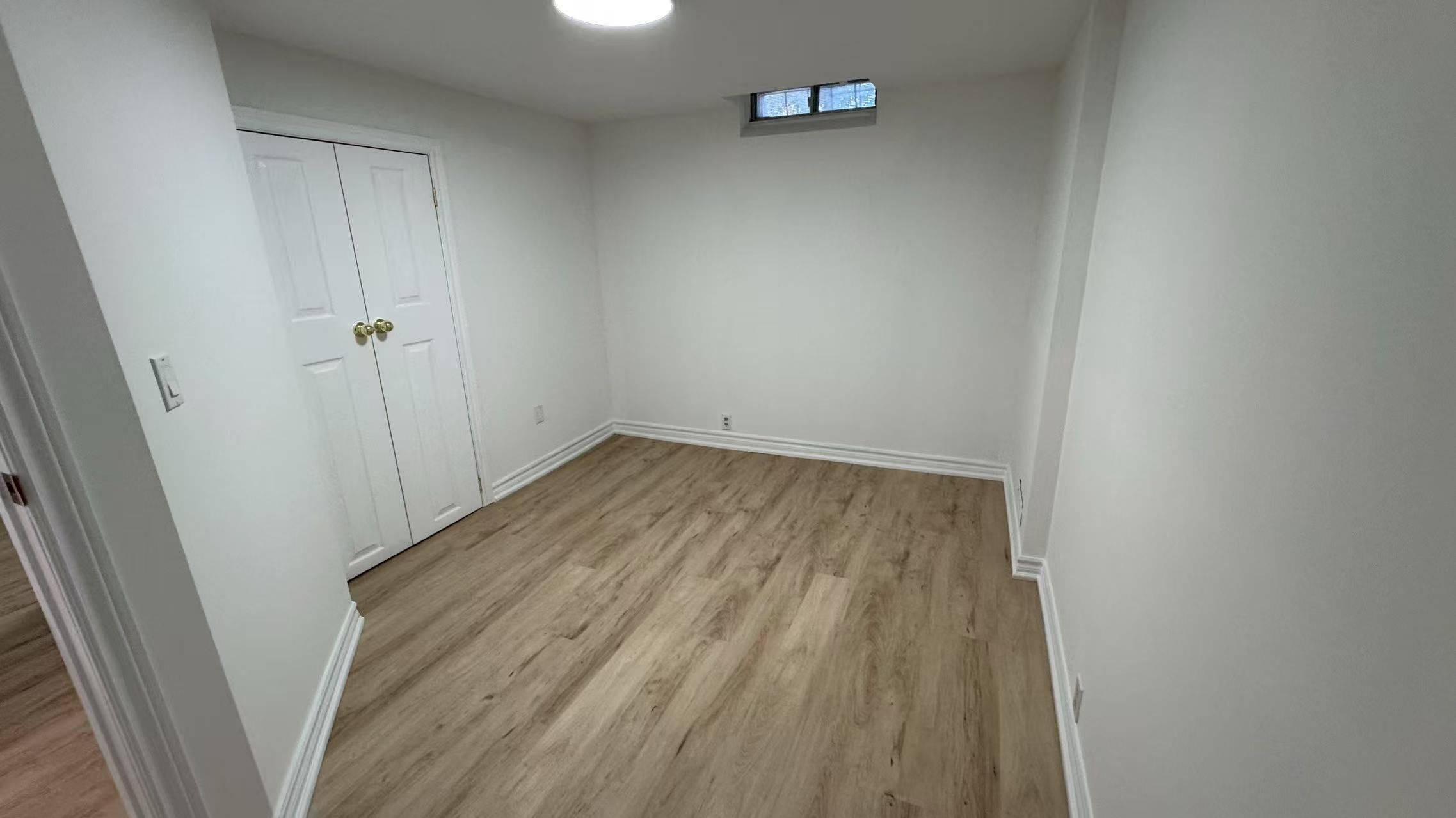 Markham, ON L3R 4P4,43 Marlow CRES #BASEMNET