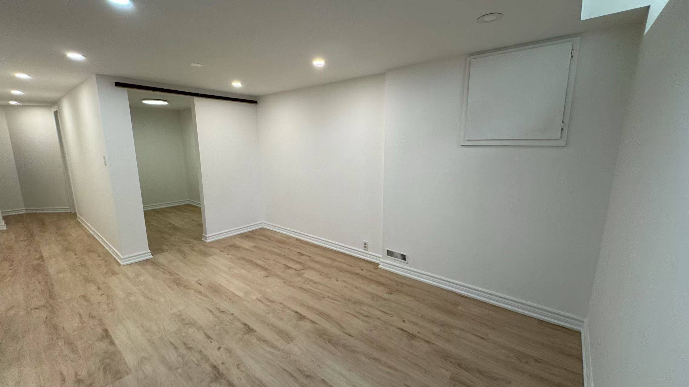 Markham, ON L3R 4P4,43 Marlow CRES #BASEMNET