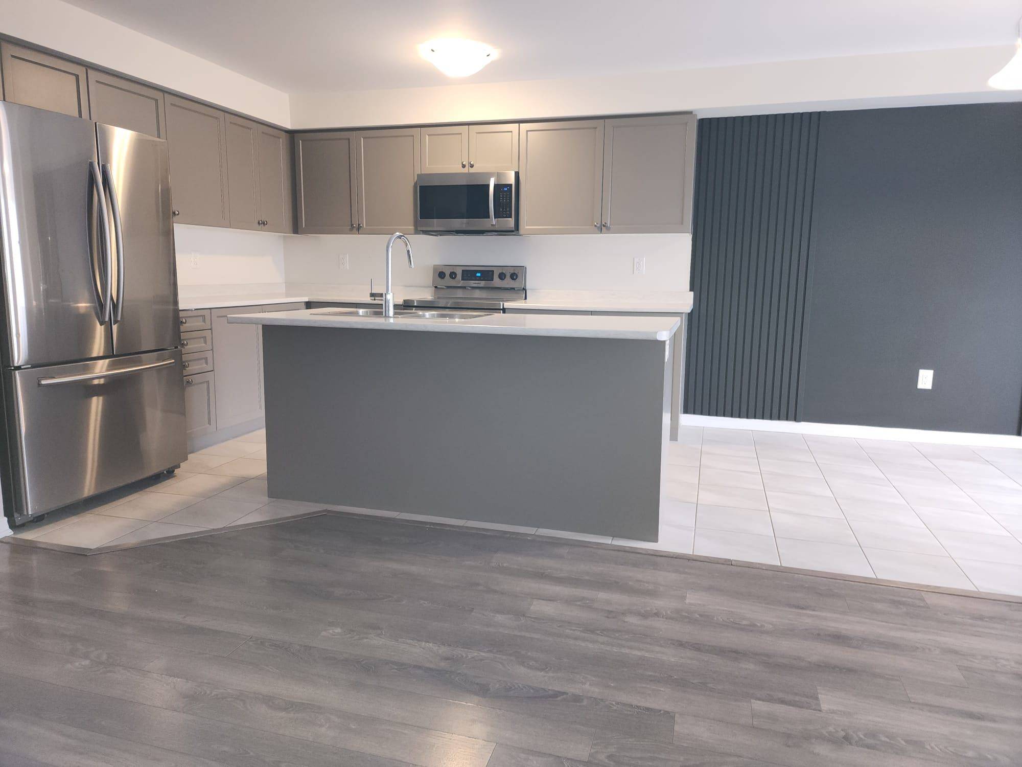 Hamilton, ON L8J 0H7,2 Utter PL