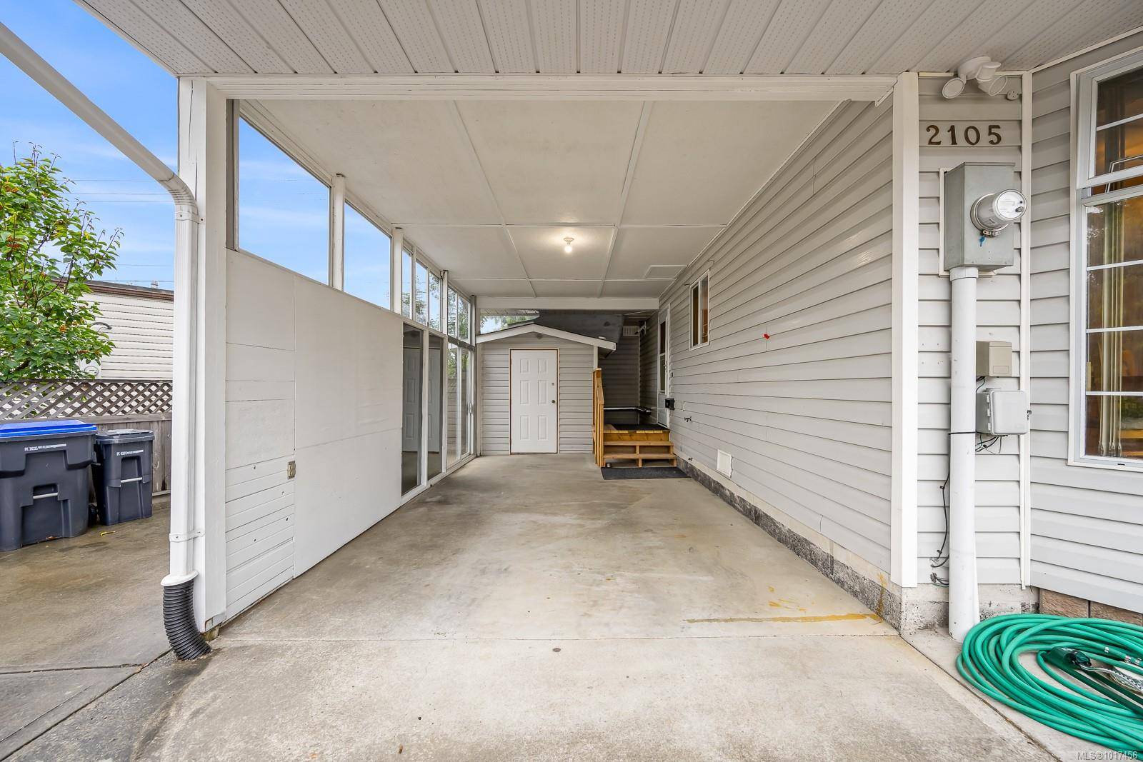 Comox, BC V9M 3P8,2105 Pemberton Pl