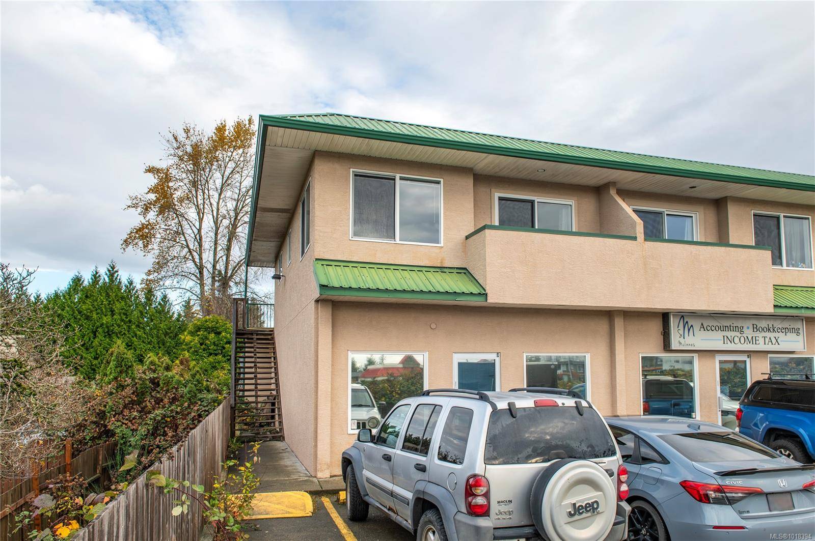 Campbell River, BC V9W 6R4,522 Dogwood St S #8