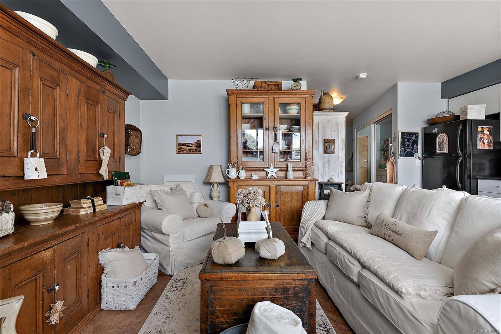 Victoria, BC V8V 3W3,932 Johnson St #306