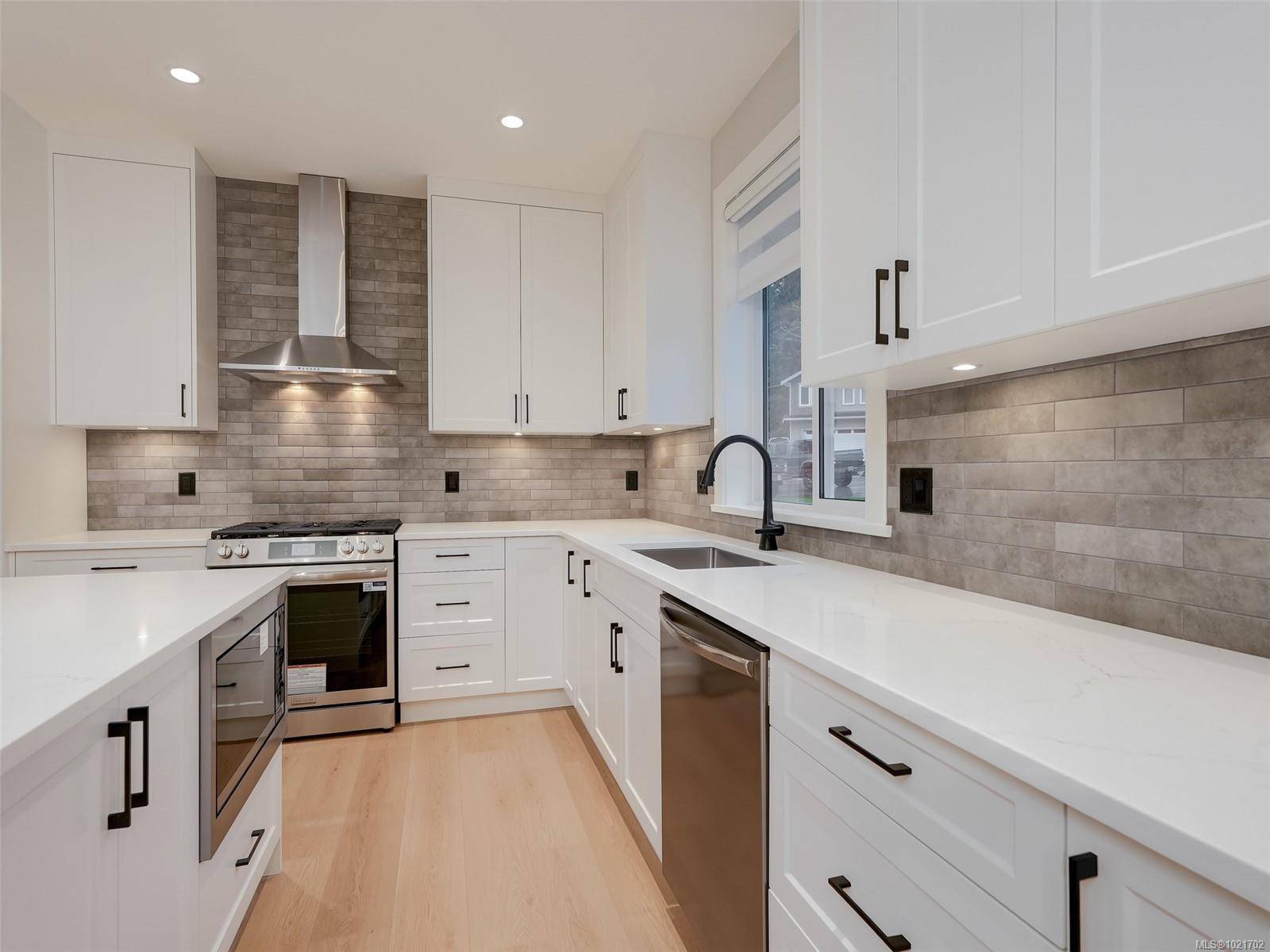 Sooke, BC V9Z 1P9,2641 Forest Edge Rd