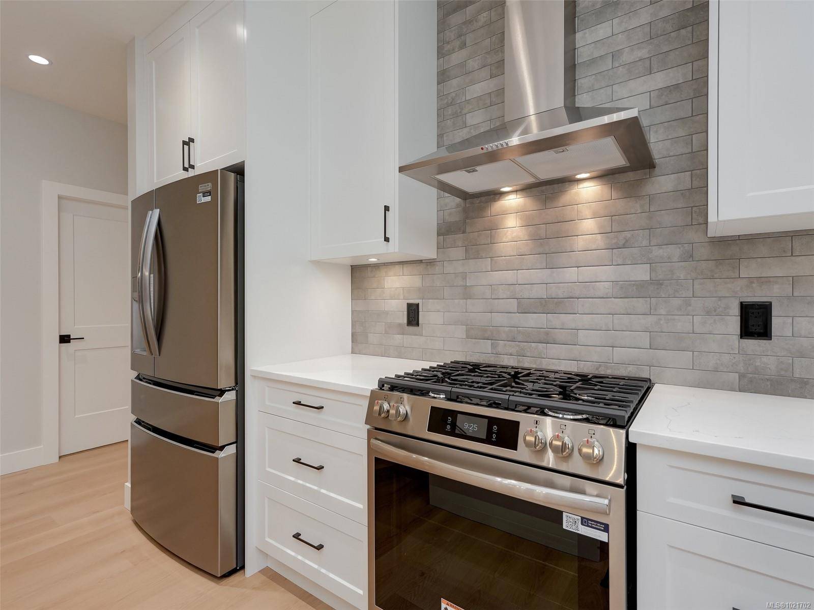 Sooke, BC V9Z 1P9,2641 Forest Edge Rd