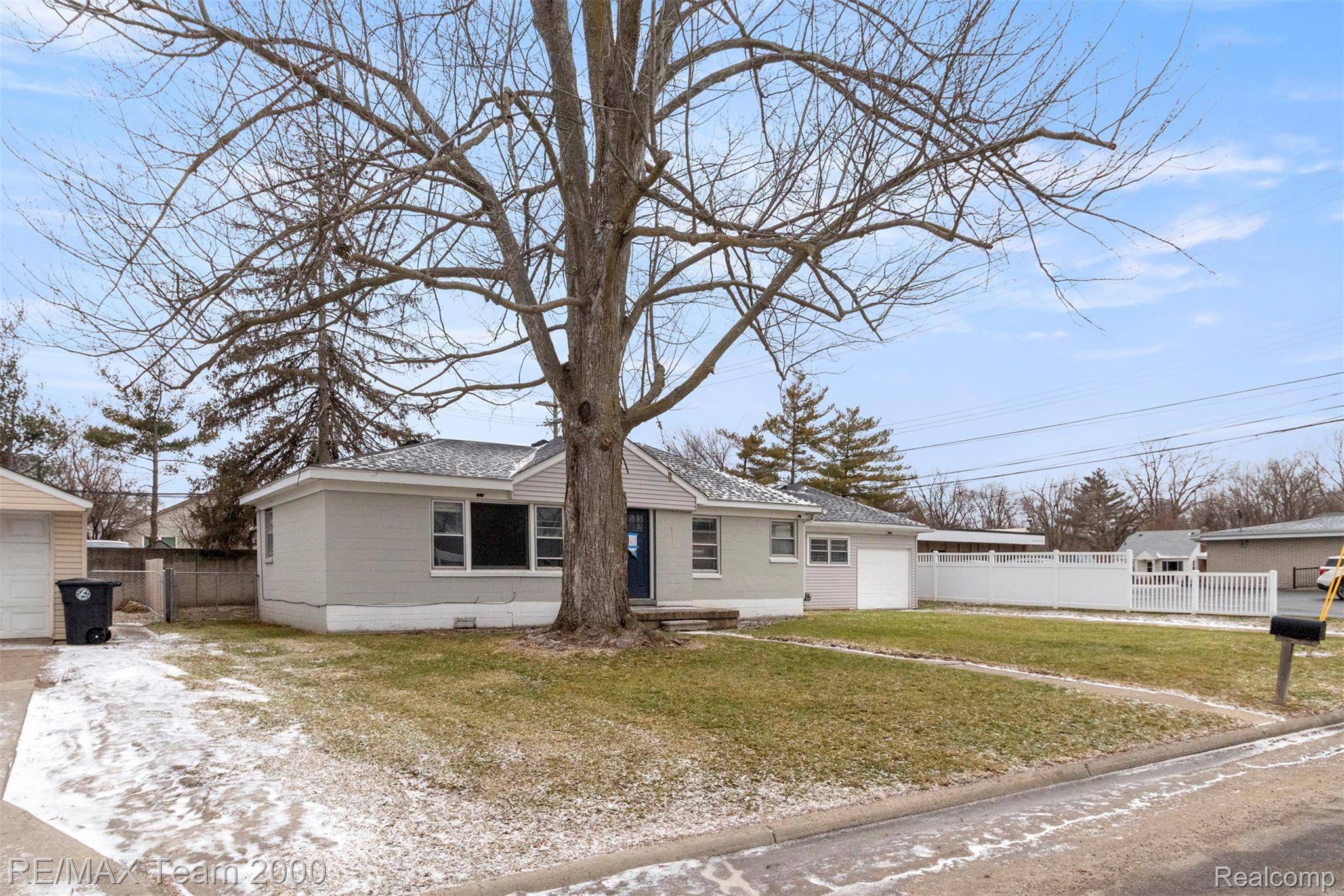 Livonia, MI 48152,18943 Lathers ST