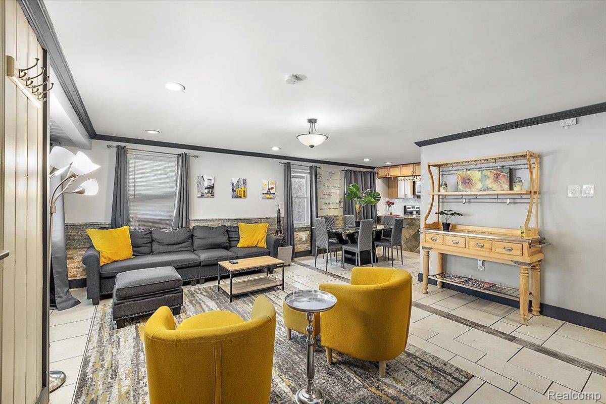 Southfield, MI 48076,28260 Aberdeen ST