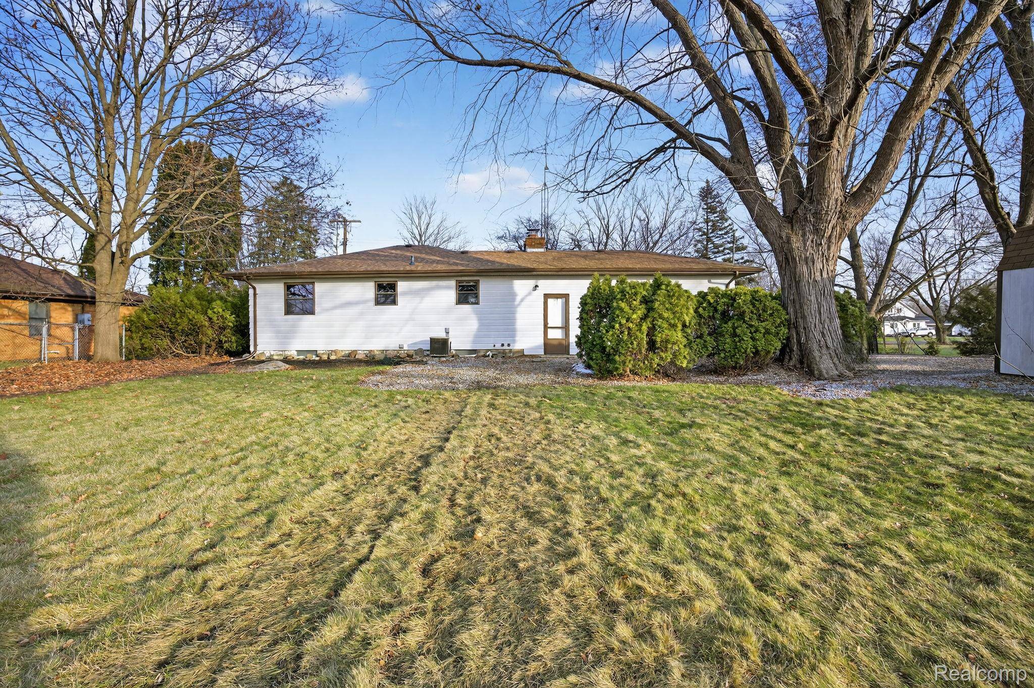 Flushing, MI 48433,1397 N Seymour RD