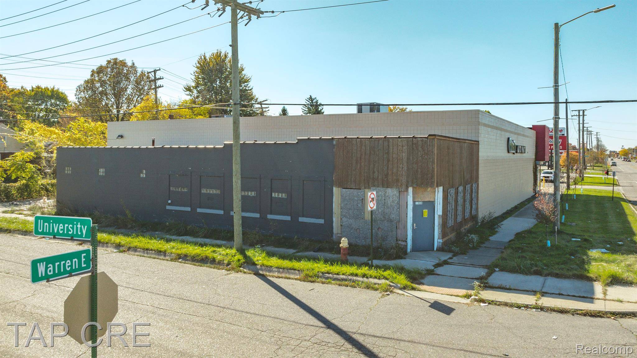 Detroit, MI 48224,17658 E Warren AVE